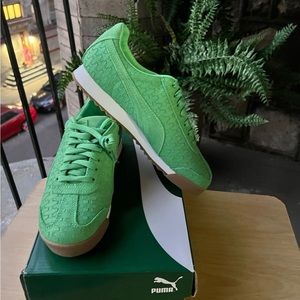 Puma Roma Emboss Brick Womens. Size 7,5